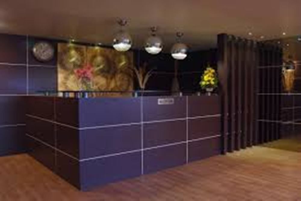 Rpj Hotel Rajkot Esterno foto